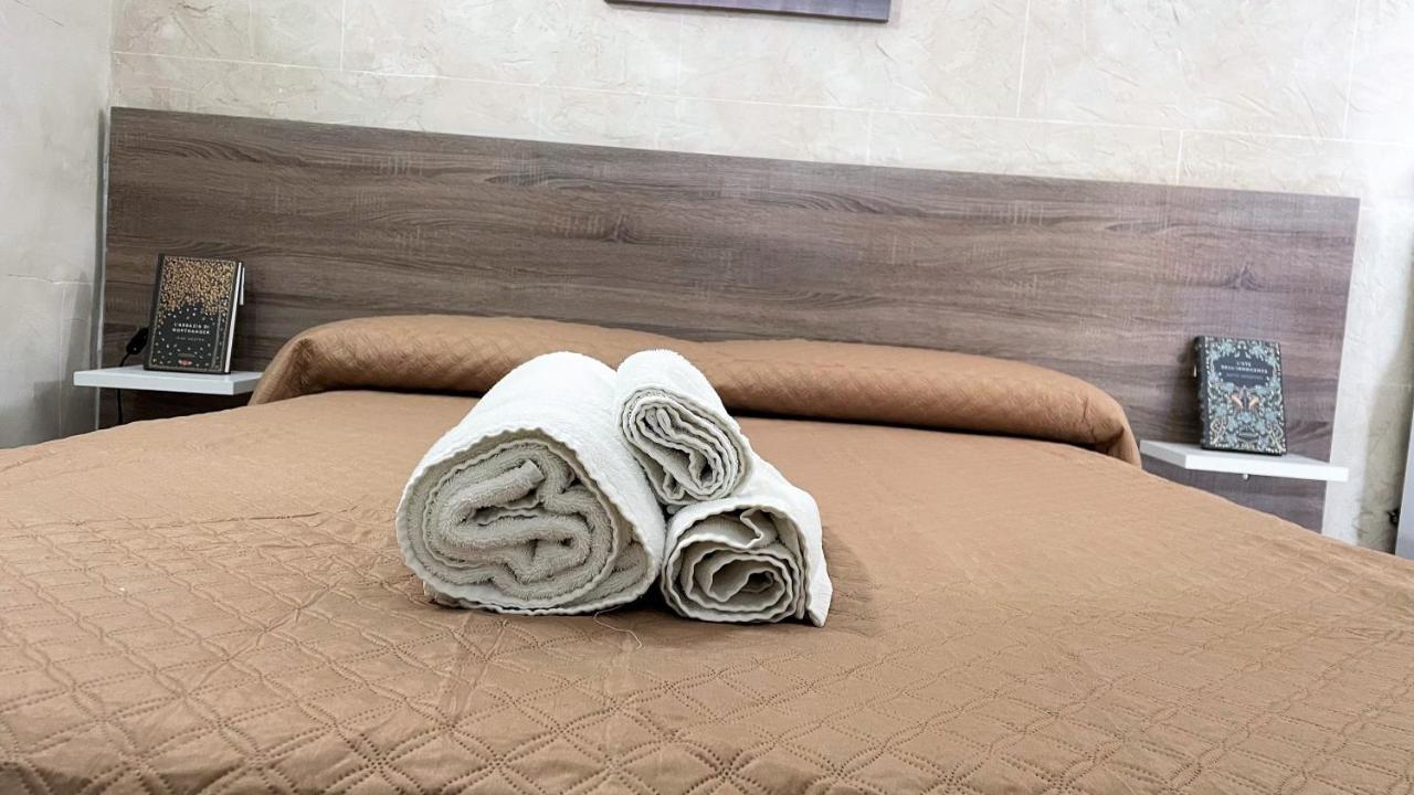 Casa Da Nonna Francy Apartment Сиракуза Екстериор снимка