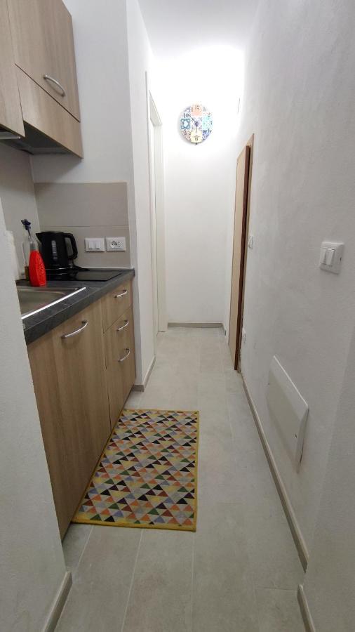 Casa Da Nonna Francy Apartment Сиракуза Екстериор снимка